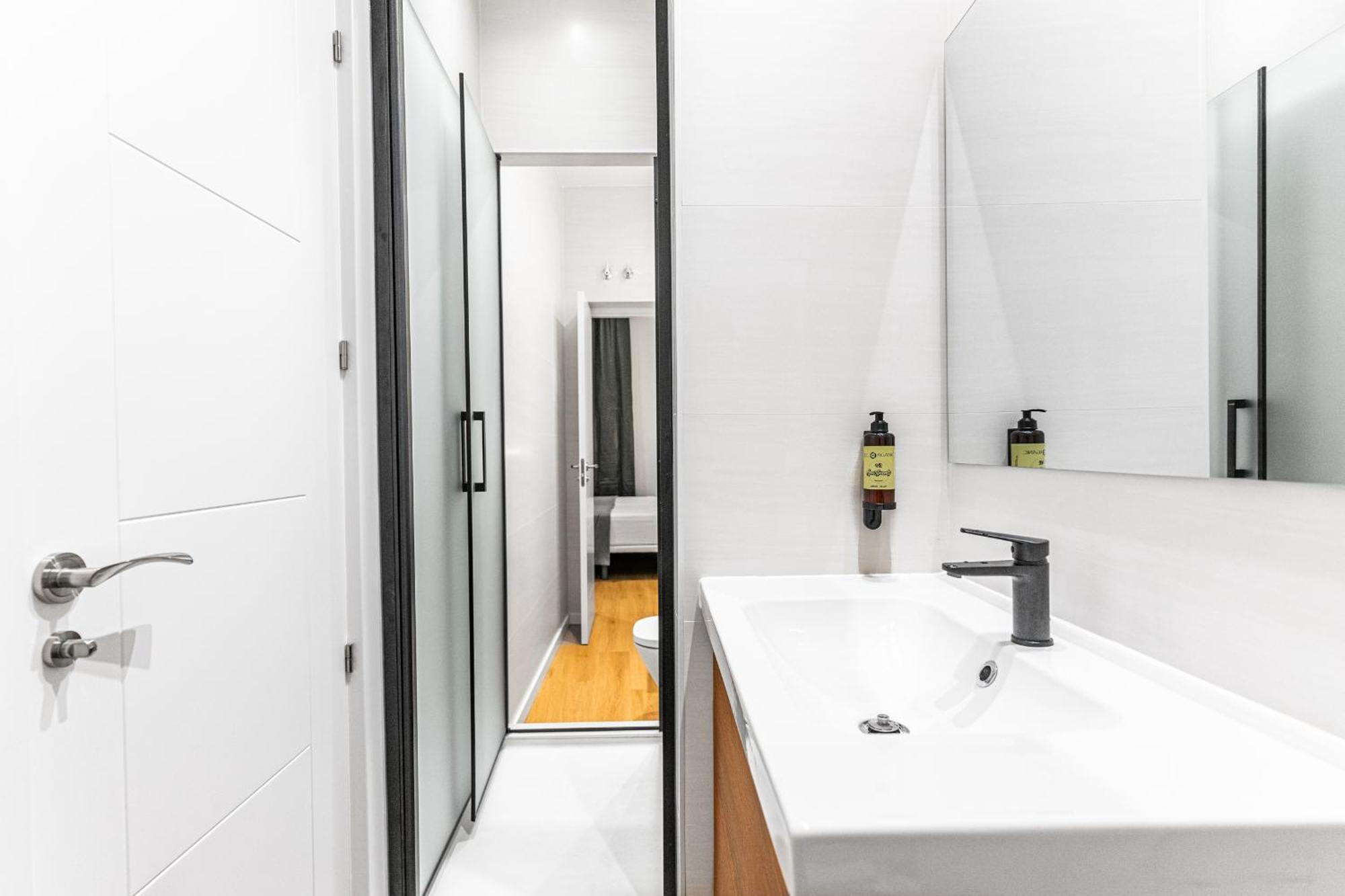 Vr Jeronima Apartments Madrid Exterior photo